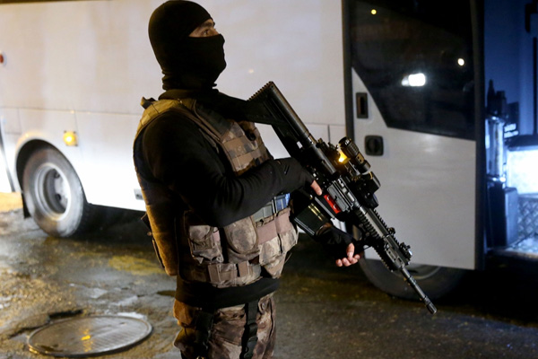 Adana'da merkezli 4 ilde terör operasyonu