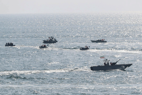 Suudi Arabistan ve ABD uçakları Basra Körfezi'nde ortak uçuş yaptı