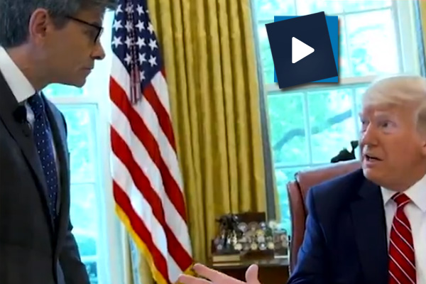 Trump yayın esnasında yanında öksüren genel sekreterini kovdu