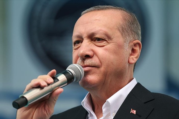 Erdoğan'dan 'Ekrem İmamoğlu-İsmail Küçükkaya' görüşmesine ilişkin açıklama: 45 dakika odaya kapanıp soruları çalmışlar