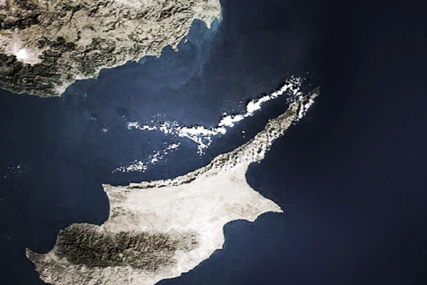 Güney Kıbrıs, Rumların KKTC'ye yerleşmesi için teşvikte bulunacak