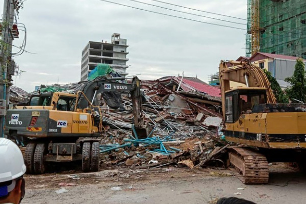 Kamboçya’da inşaat çöktü: 18 ölü