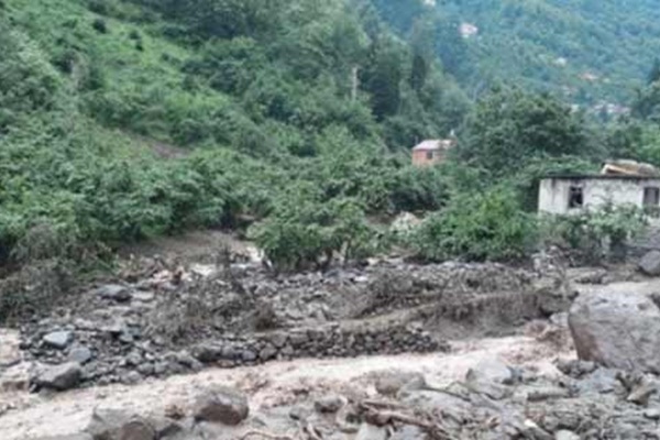 Trabzon'daki selde ölü sayısı yükseldi
