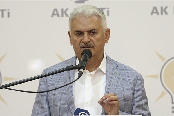 Binali Yıldırım: Rakibim önde, tebrik ediyorum