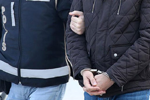 FETÖ'nün askeri mahrem imamı yakalandı