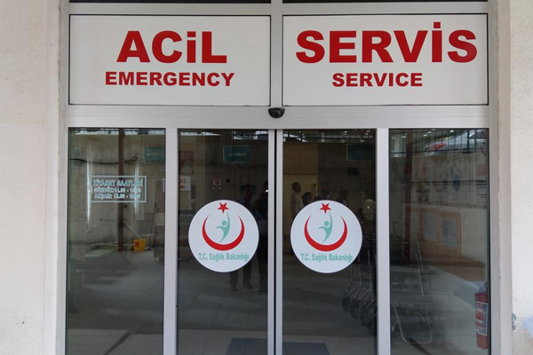 Ankara'da 60 kişi yemekten zehirlendi