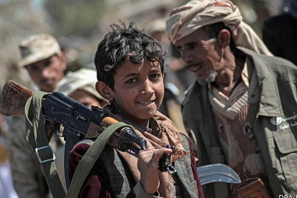 Yemen'de 7 bin 500 çocuk hayatını kaybetti