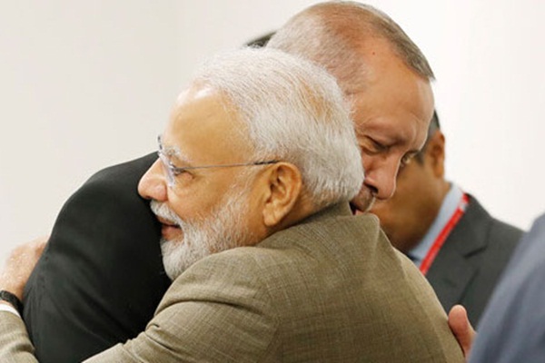 Hindistan Başbakanı Modi: Türkiye değerli bir dost