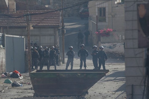 İsrail, Kudüs'te 15 Filistinliyi yaraladı