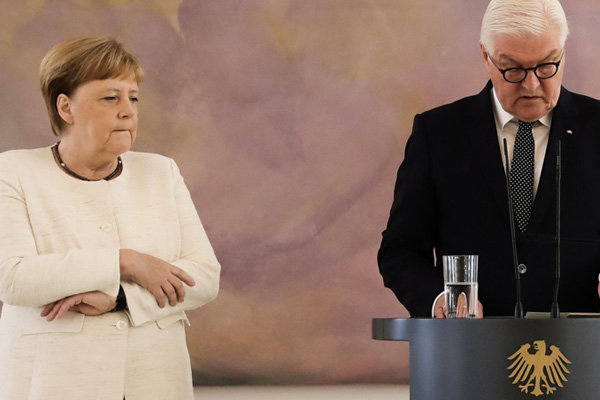 Merkel'den titreme nöbeti ile ilgili açıklama