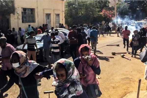 Sudan’da darbeciler kan akıttı: 7 ölü