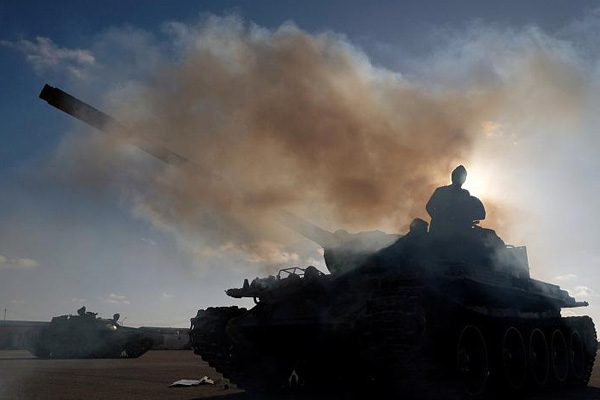 BAE, Hafter'in cephaneliğindeki ABD silahlarıyla ilişkisini reddetti