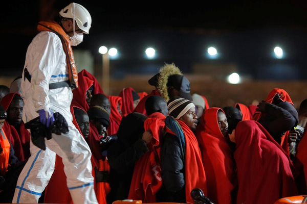 İtalya'da yeni bir ''göçmen kurtarma'' sorunu