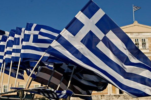 Yunanistan pazar günü sandığa gidiyor