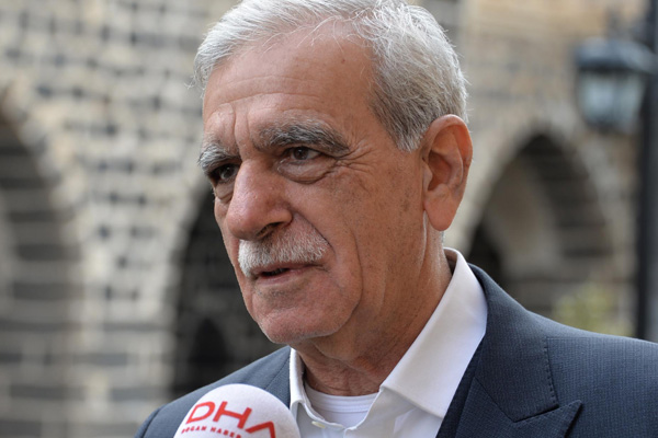 ''Ahmet Türk şehit yakınlarını işten çıkardı'' iddiası