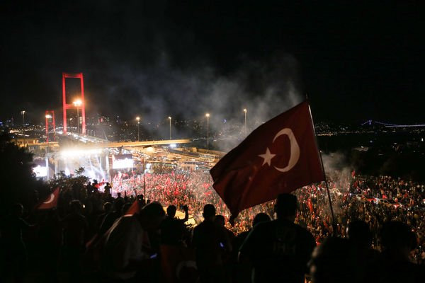 15 Temmuz'un yıl dönümü için 7 dilde video hazırlandı
