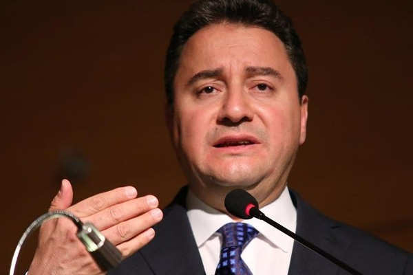 Ali Babacan AK Parti'den istifa etti