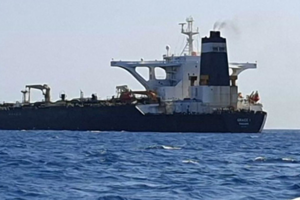 Petrol tankeri gerginliği sürüyor: İran'dan İngiltere'ye tehdit