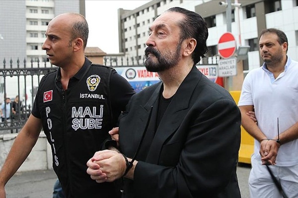 Adnan Oktar çetesinin Erdoğan'ı devirmeye yönelik rapor hazırladığı ortaya çıktı
