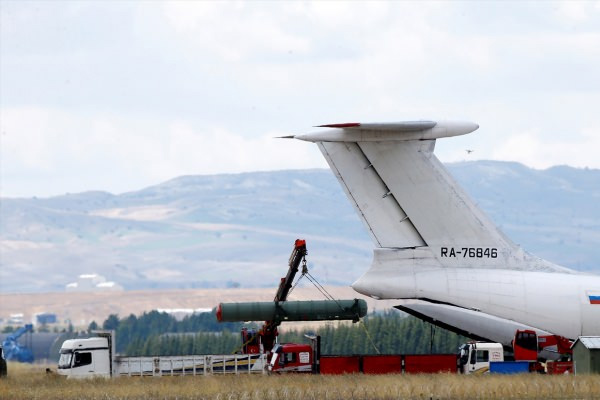 S-400 füze rampası Mürted’e indi