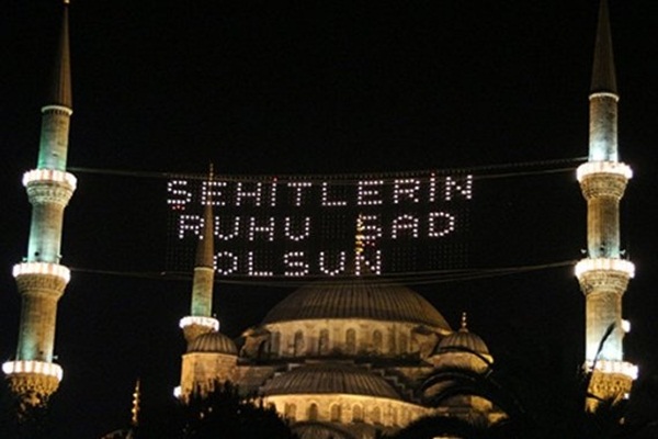 Tüm Türkiye'de sela sesleri