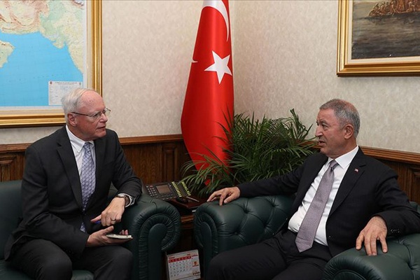 Bakan Hulusi Akar, Jeffrey ile Suriye'deki gelişmeleri ele aldı