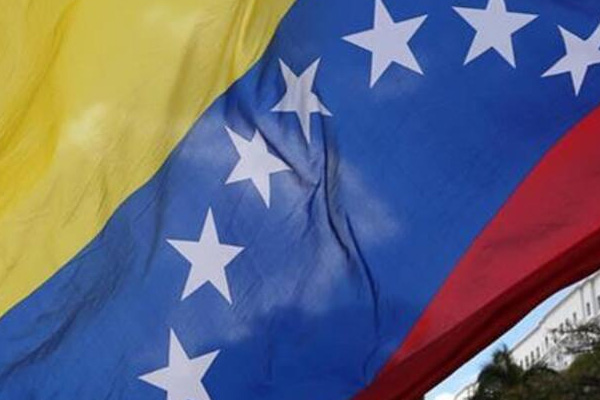ABD'ye ait uçağın Venezuela'nın hava sahasını ihlal ettiği iddiası