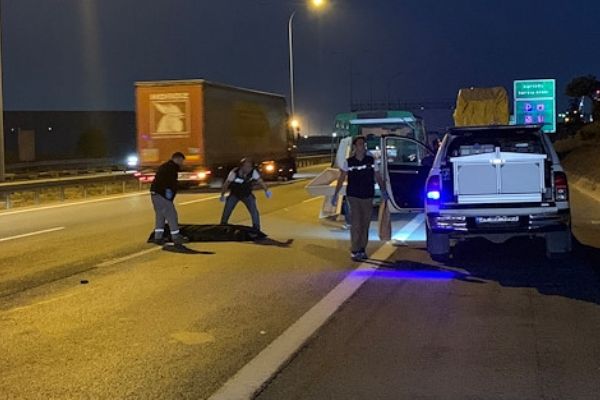 Korkunç kaza! Ceset parçalarını ekipler topladı