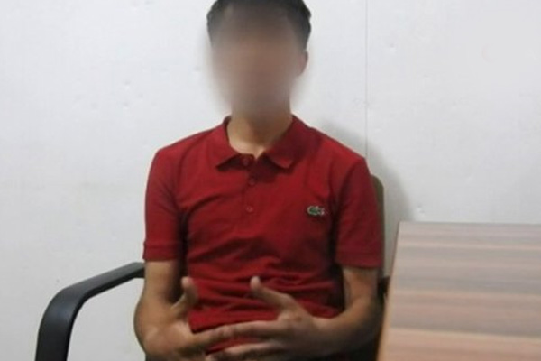 Gri kategoride aranan terörist teslim oldu