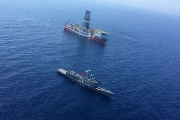 Deniz Kuvvetleri Komutanlığı, Doğu Akdeniz’de sondaj gemilerine kesintisiz refakat ediyor