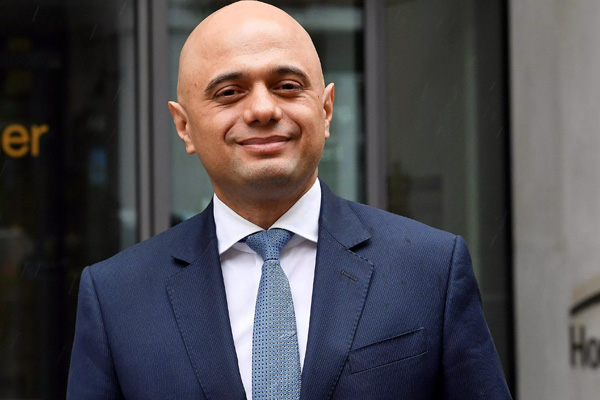 Boris Johnson'ın Maliye Bakanı bir Müslüman