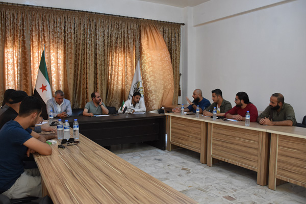 Suriye'de Muhaliflerin Geçici Hükümeti kabinesi çalışmaları sürüyor