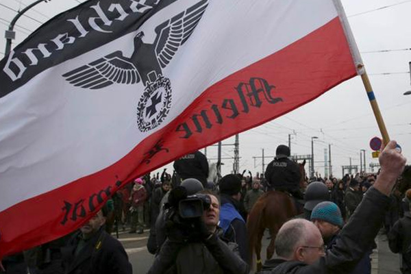 Almanya İçişleri Bakanlığı: Aşırı sağ, karşıtlarını izliyor