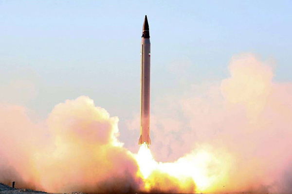 “İran balistik füze denemesi yaptı”