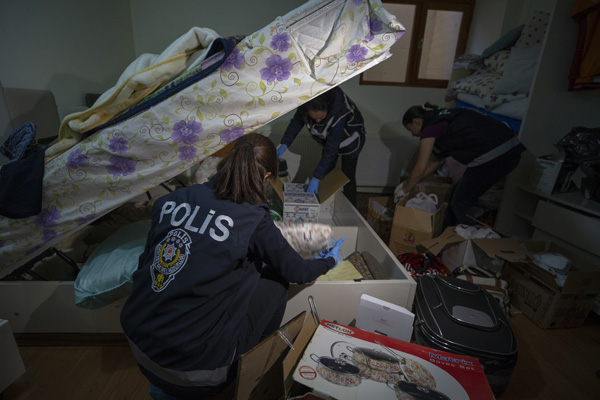 Ankara merkezli '3 köşe' operasyonu