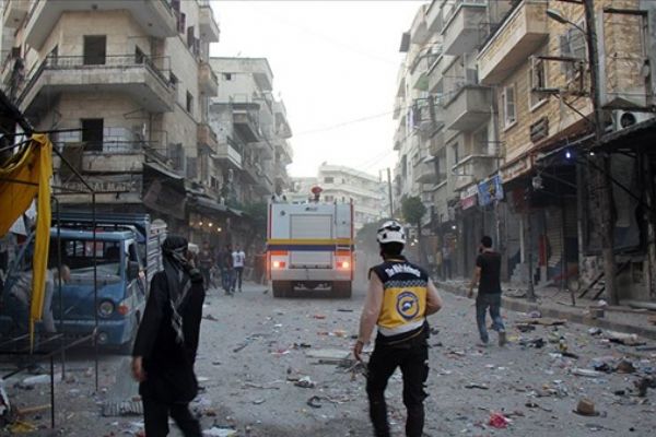 İdlib'de pazar yerine hava saldırısı