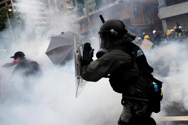 Çin’e rağmen Hong Kong’da, protestolar sürüyor!