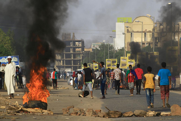 Sudan’da gösteriler yeniden patlak verdi!