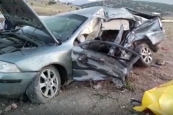 Konya'da trafik kazası: 2 ölü, 3 yaralı