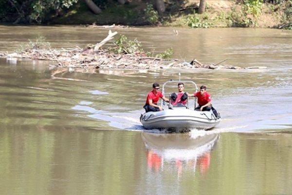 Düzce'de sele kapılan çocuğun cansız bedenine ulaşıldı
