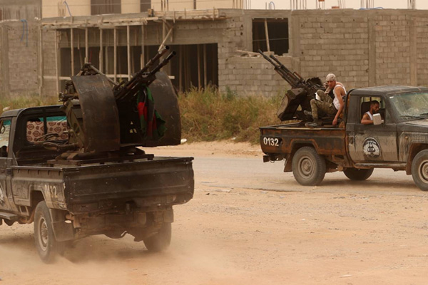 Libya'da Hafter güçleri ambulans vurdu: 1 ölü