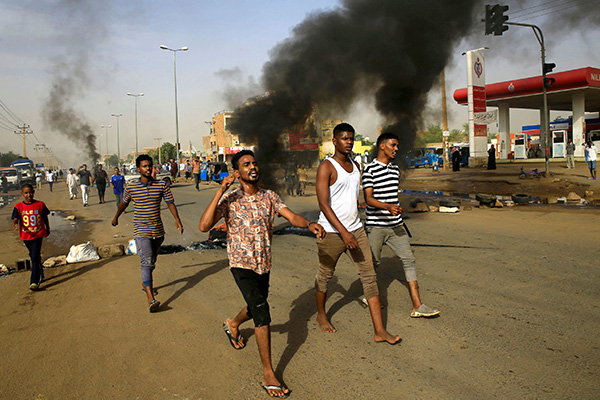 Sudan güvenlik güçleri, protestoculara ateş açtı; 5 ölü