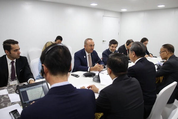 Türkiye'den Doğu Türkistan hamlesi