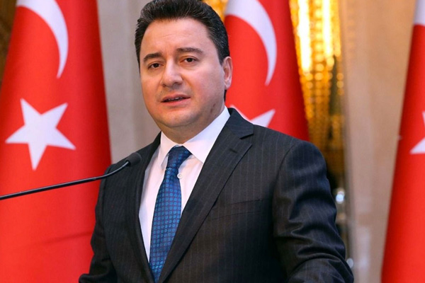 Abdulkadir Selvi: Babacan cephesinde gelişmeler var