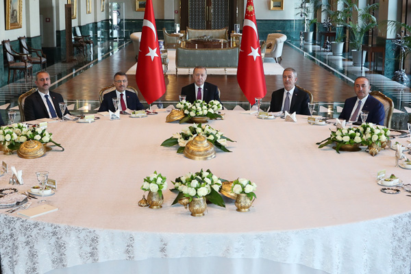 YAŞ kararları açıklandı: Kritik görev değişiklikleri