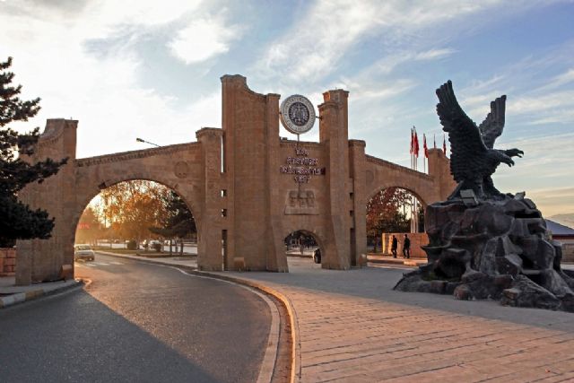 Atatürk Üniversitesi Rektörlüğünden, Anayasa Mahkemesinin kararına ilişkin basın açıklaması