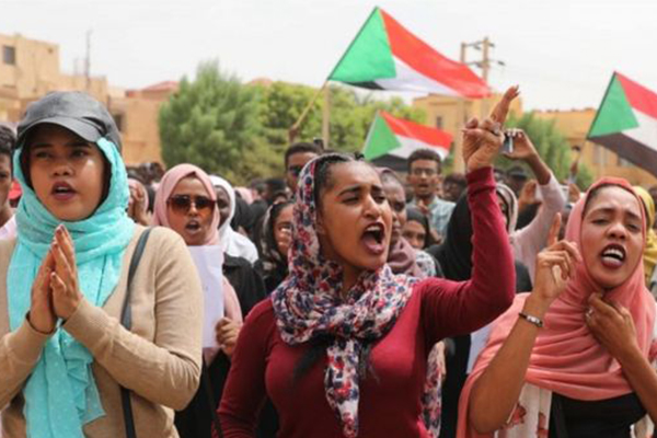 Sudan’da askerler ile muhalifler anlaştı