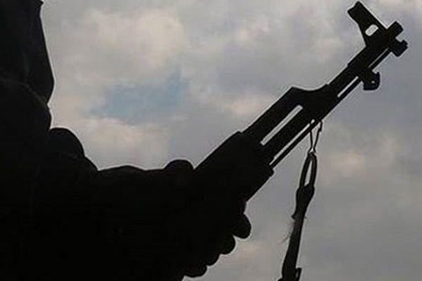 2 terörist teslim oldu