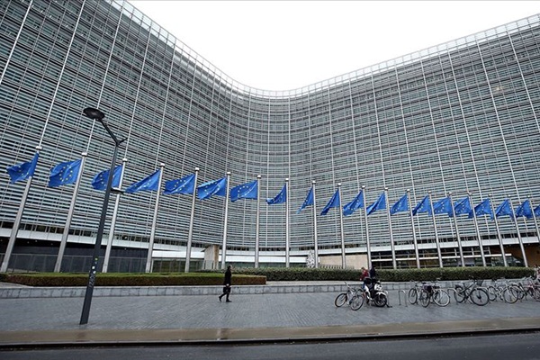 AB'den Türkiye'deki sığınmacılara destek