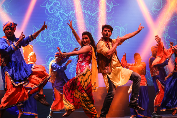 Keşmir gerilimi sinemaya sıçradı: Pakistan Bollywood filmlerini yasakladı